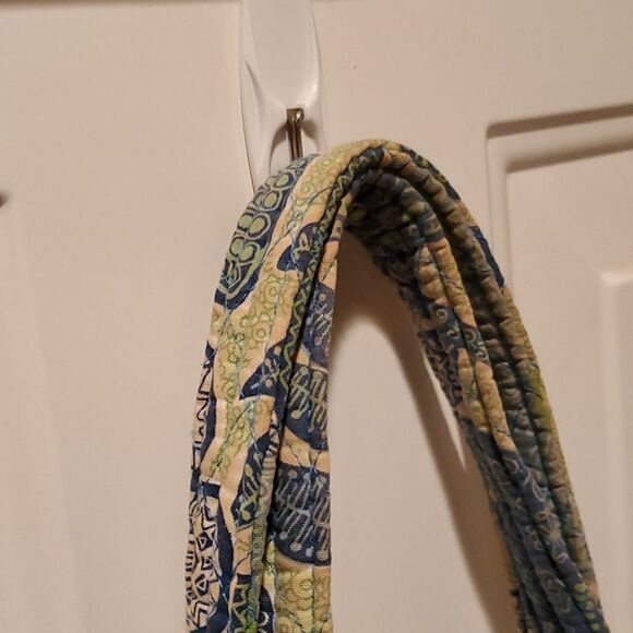 Vera Bradley Cloth Quilted Purse - Picture 3 of 11